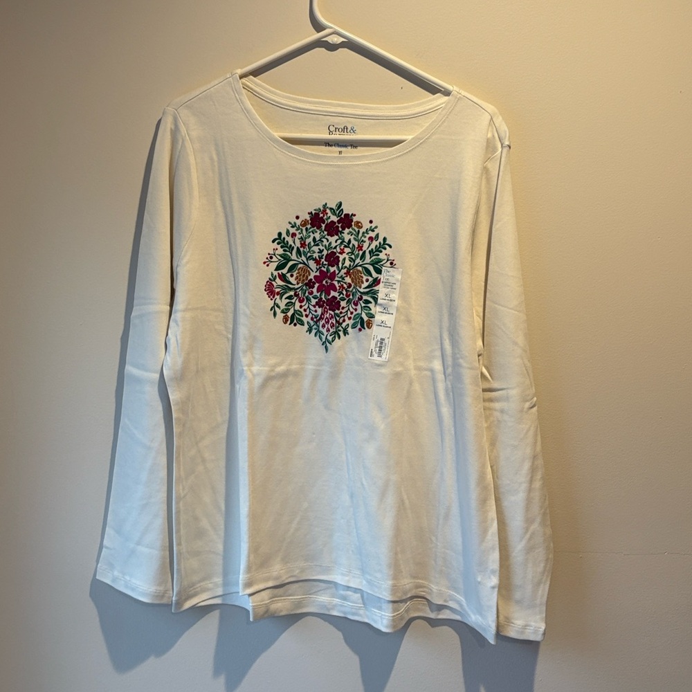 Croft & Barrow Holiday Long Sleeve Tee Shirts Set of 2 - Picture 8 of 12